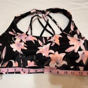 Victoria Secrets Sports Bra - Strappy Back Light Impact Sport in Multi-color